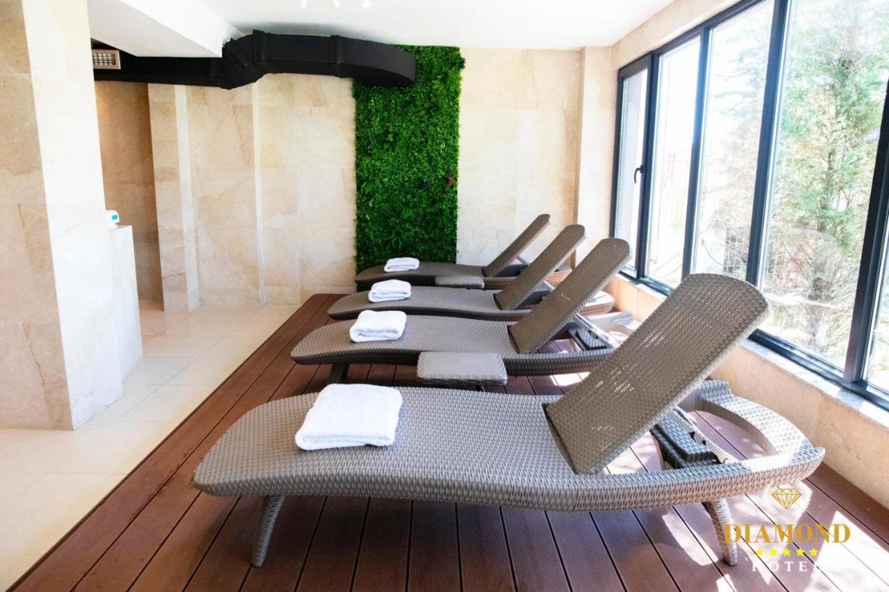 Hotel Diamond Prishtina Pristina Exteriör bild Spa at the Hotel