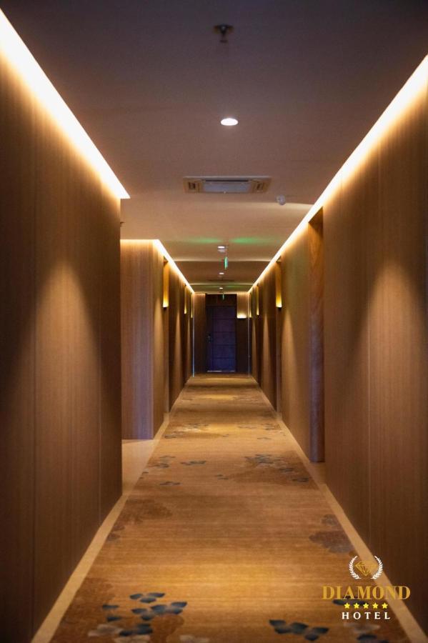 Hotel Diamond Prishtina Pristina Exteriör bild A corridor in a hotel