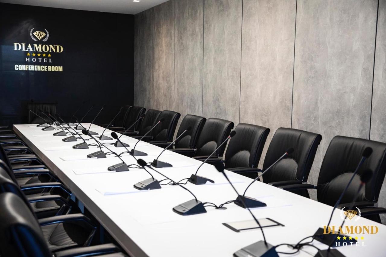 Hotel Diamond Prishtina Pristina Exteriör bild Diamond Hotel's Conference Room