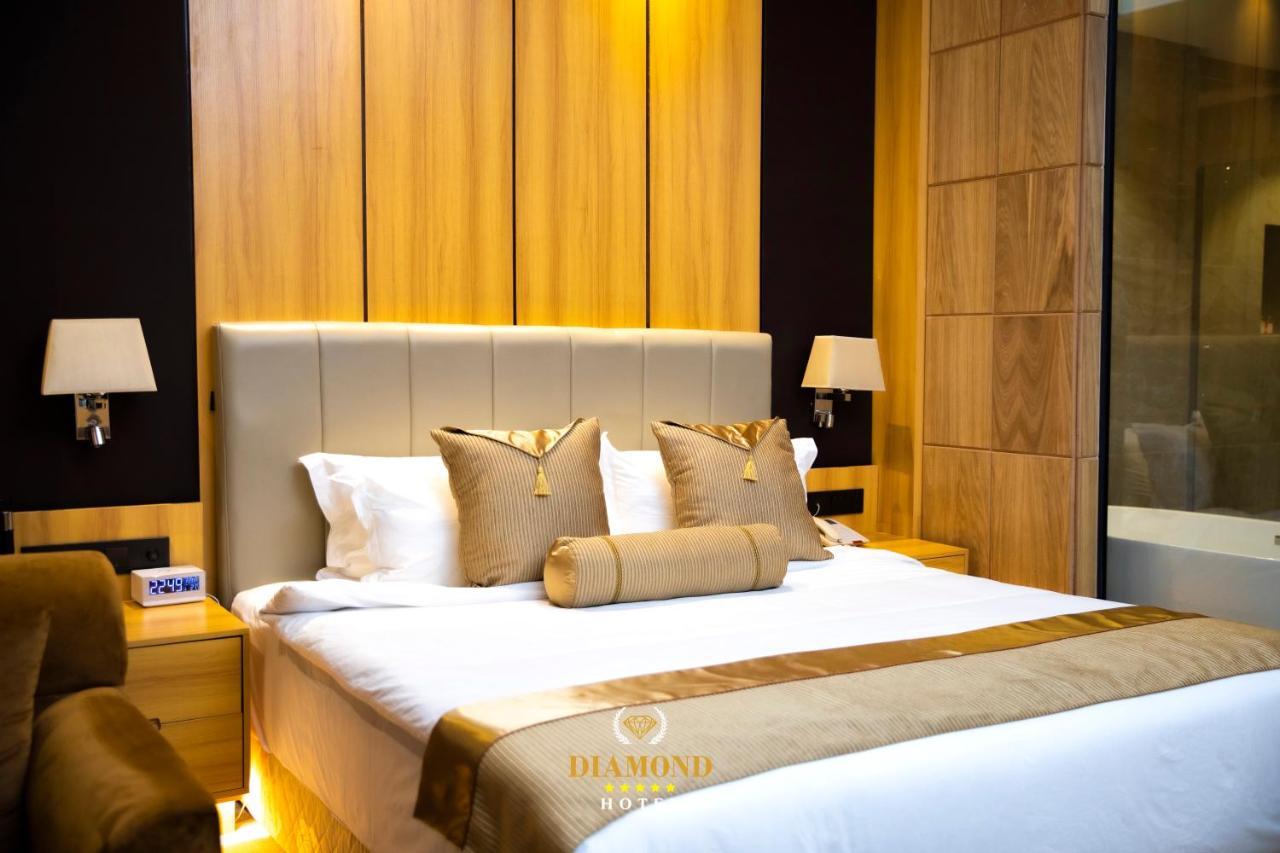 Hotel Diamond Prishtina Pristina Exteriör bild Deluxe Room