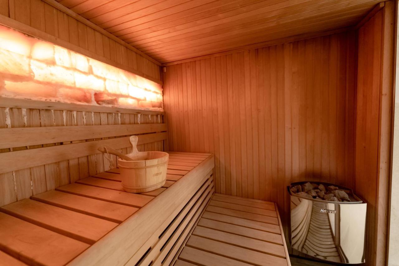 Hotel Diamond Prishtina Pristina Exteriör bild A Finnish sauna