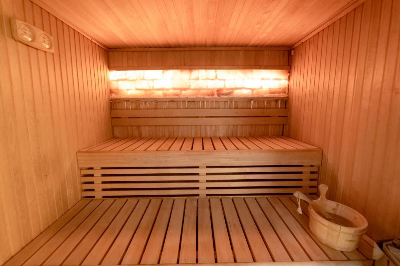 Hotel Diamond Prishtina Pristina Exteriör bild A Finnish sauna